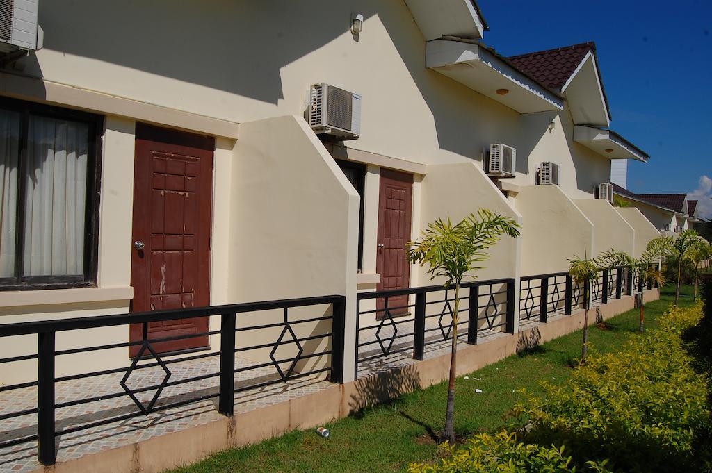 Mingalar Thiri Hotel Naypyidaw Екстериор снимка