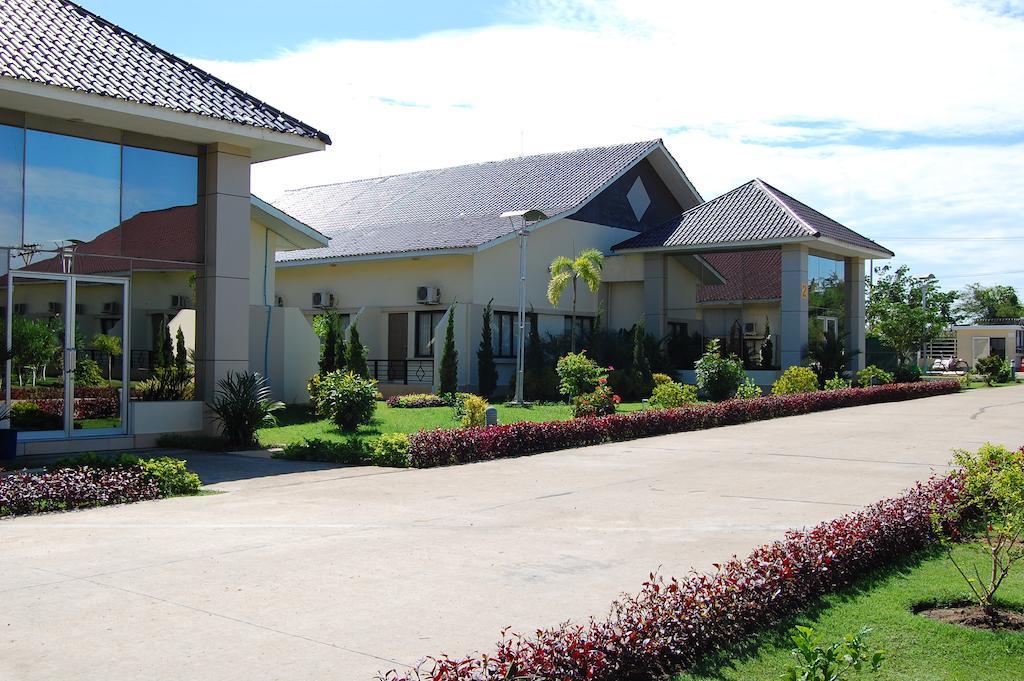 Mingalar Thiri Hotel Naypyidaw Екстериор снимка